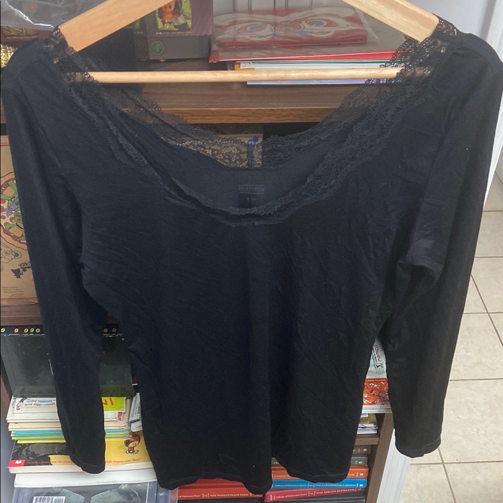 Uniqlo Heat Tech Black Fitted 3/4 Sleeve Blouse